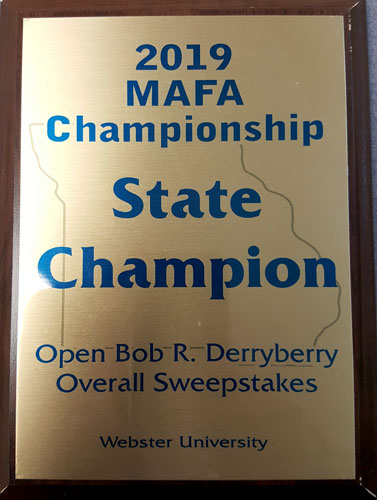 Speaking Bearcats 2019 state championship plaque.