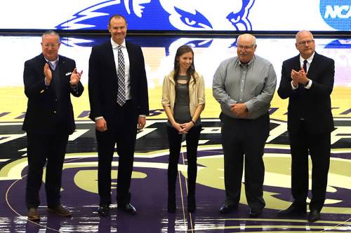 SBU Athletics Hall of Fame inductees honored at basketball game