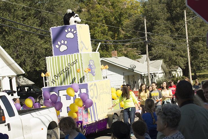2015 Homecoming float