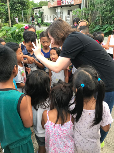 Marissa Whiteside tells a story and entertains children.