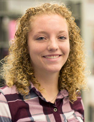 Sarah Lewright - Life Beautiful Award recipient