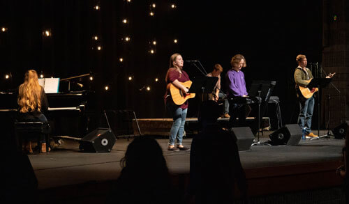 SBU students lead praise and worship at revival.
