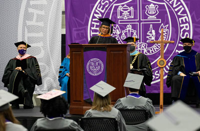 Dea Geujen speaks to nursing graduates