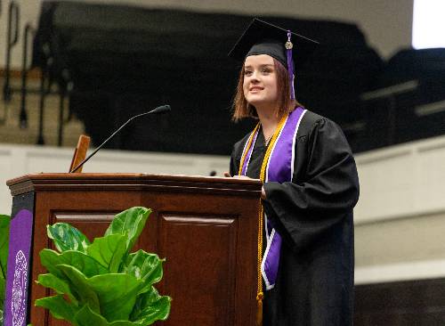 Mariah Barber speaks at graduation