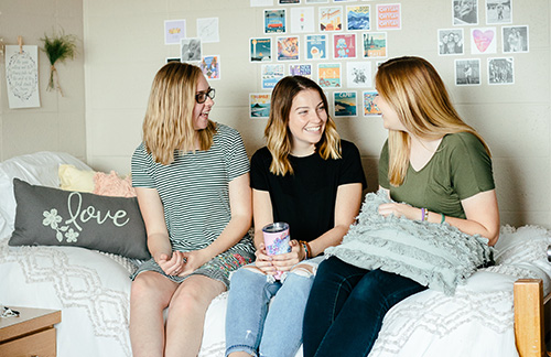 Students in dorm students in dorm room