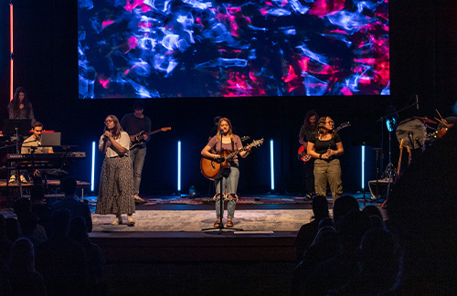 student worship band during SBU chapel